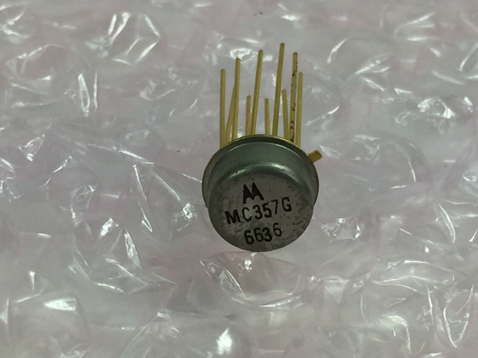 Motorola MC357G Transistor  NOS