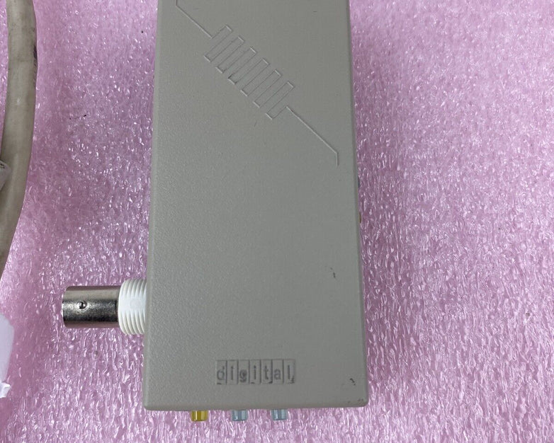 Digital DELNI-AA 8-Port Network Hub w/DECXM-M.C01 Transceiver + Misc. Cables