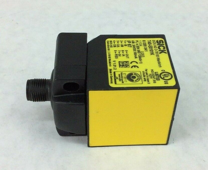 Lot of 2 Sick Safety Switch Electronic Relay T40-E0101K AG D-79183