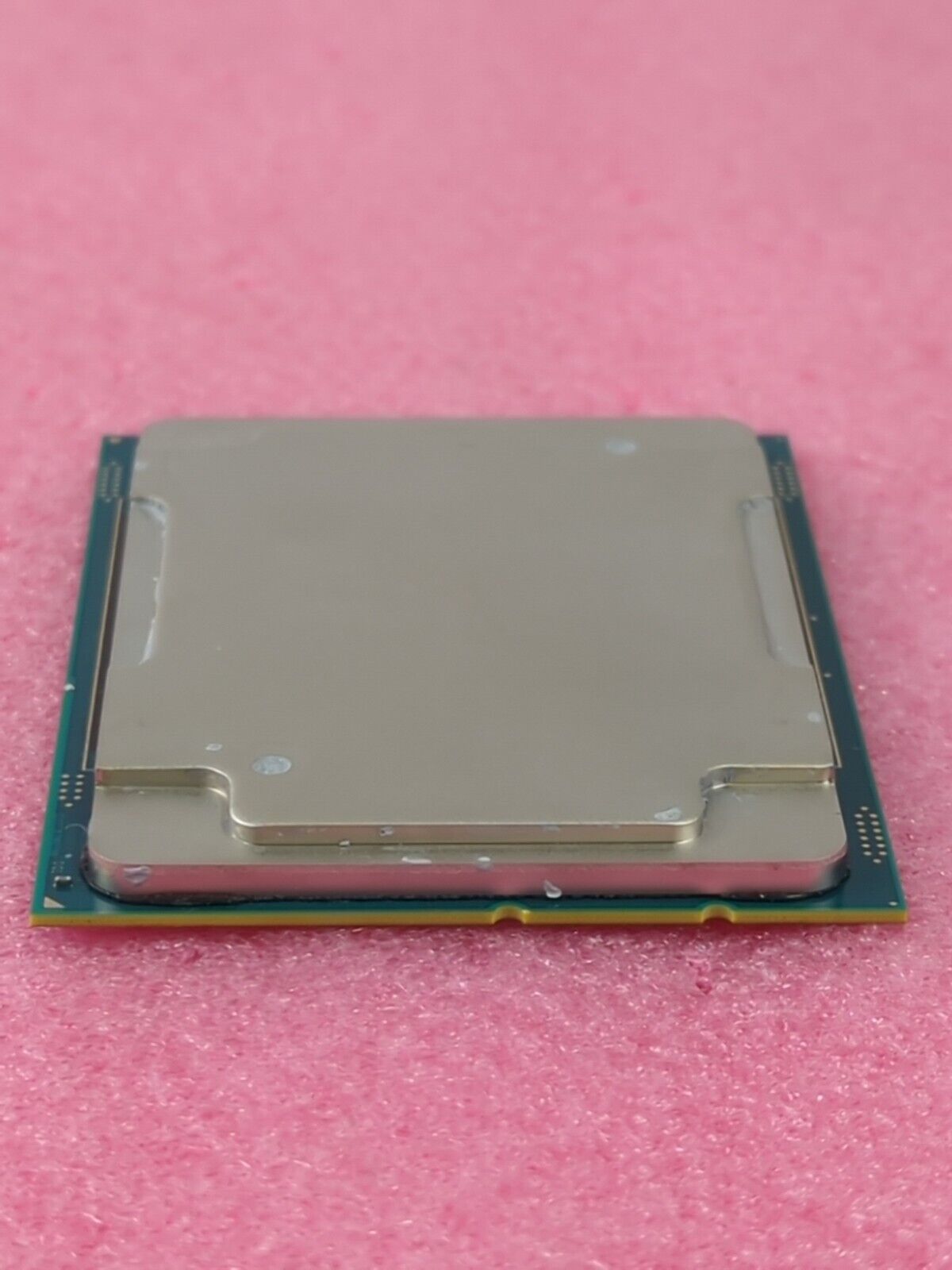Intel SR3AR Xeon Gold 6134 24.75M Cache 3.2GHz 8-Core Processor