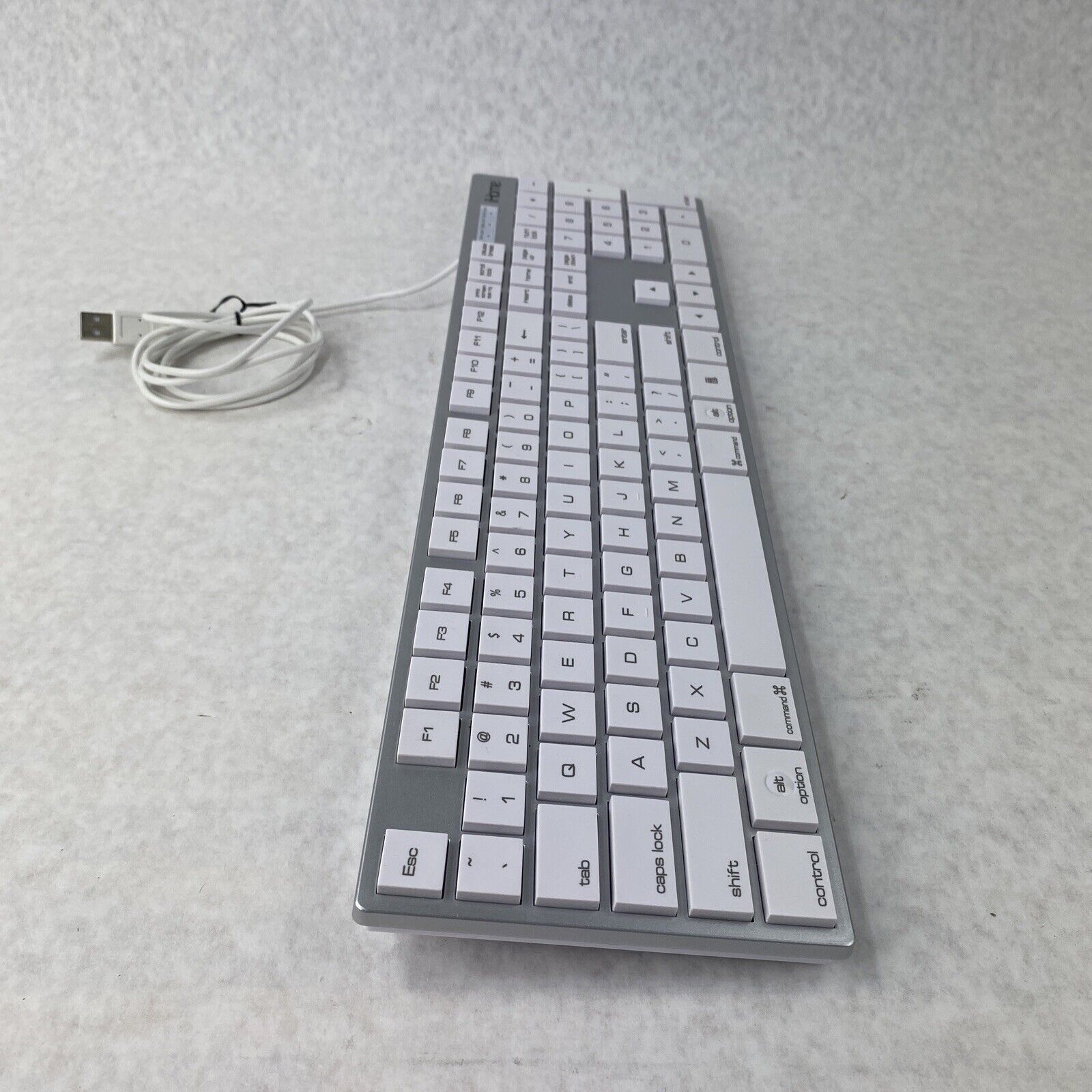 iHome IMAC-K121S Full Size Mac Keyboard USB - Tested
