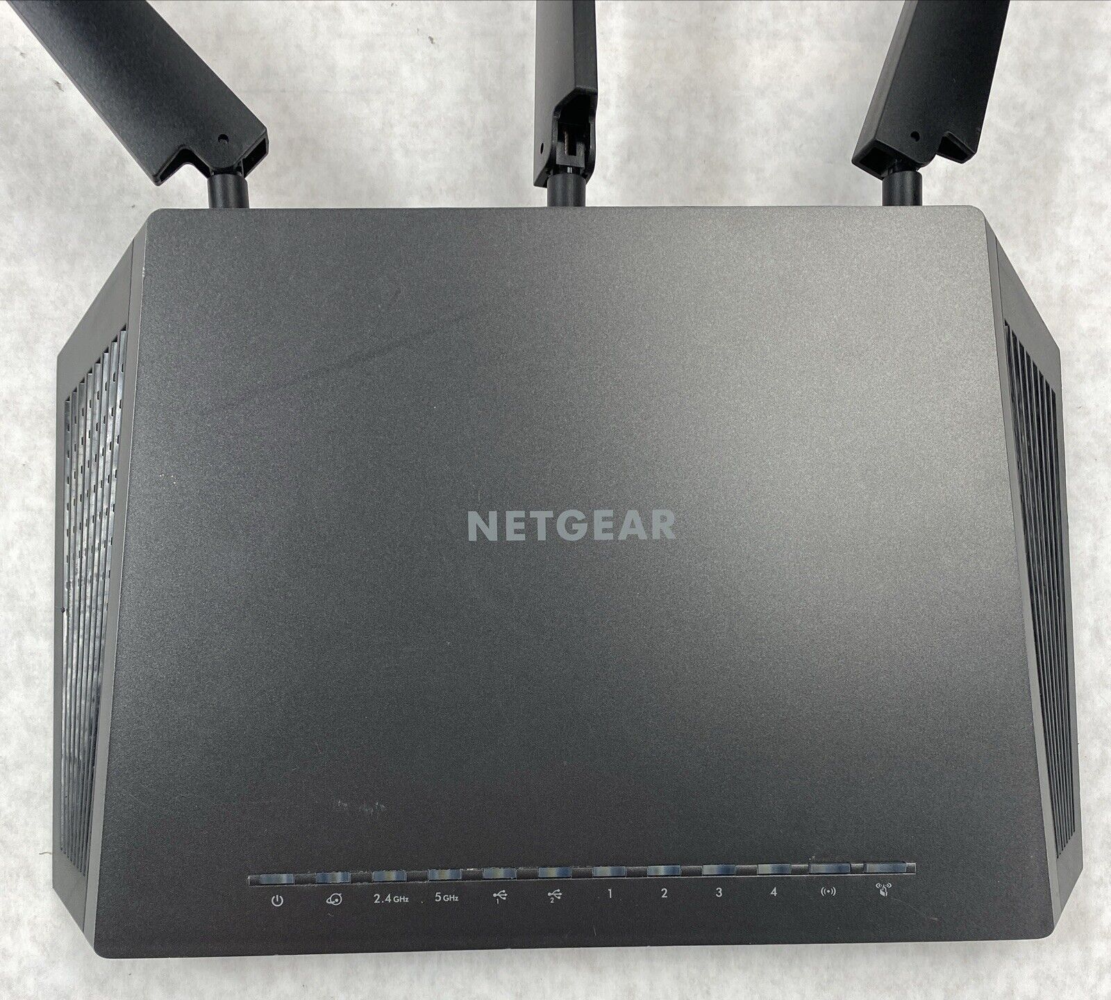 NetGear Nighthawk R7000 AC1900 Smart WiFi Router